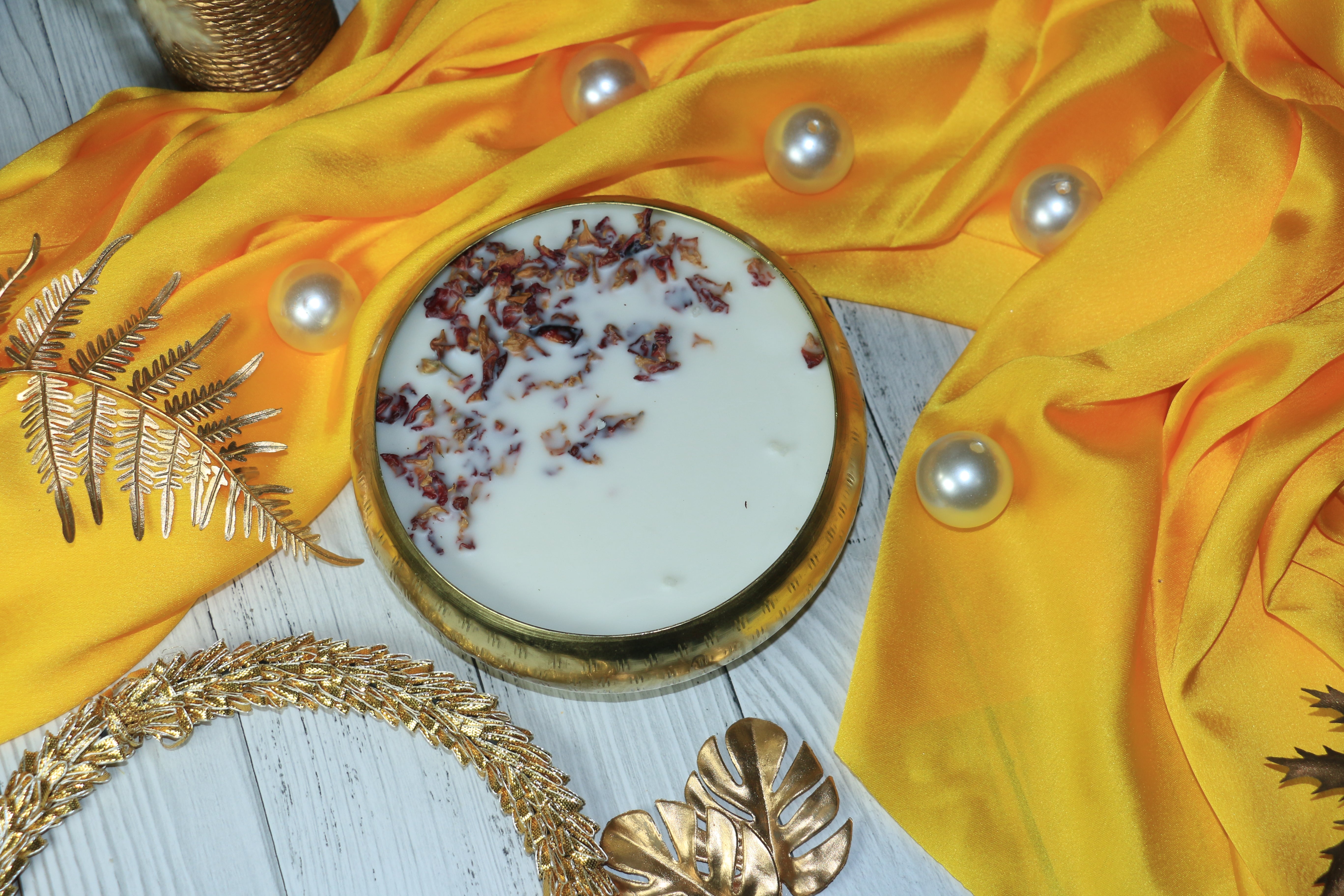 Round Hammered Urli Candle – Rose & Oud Blend | Luxury Décor & Fragrance