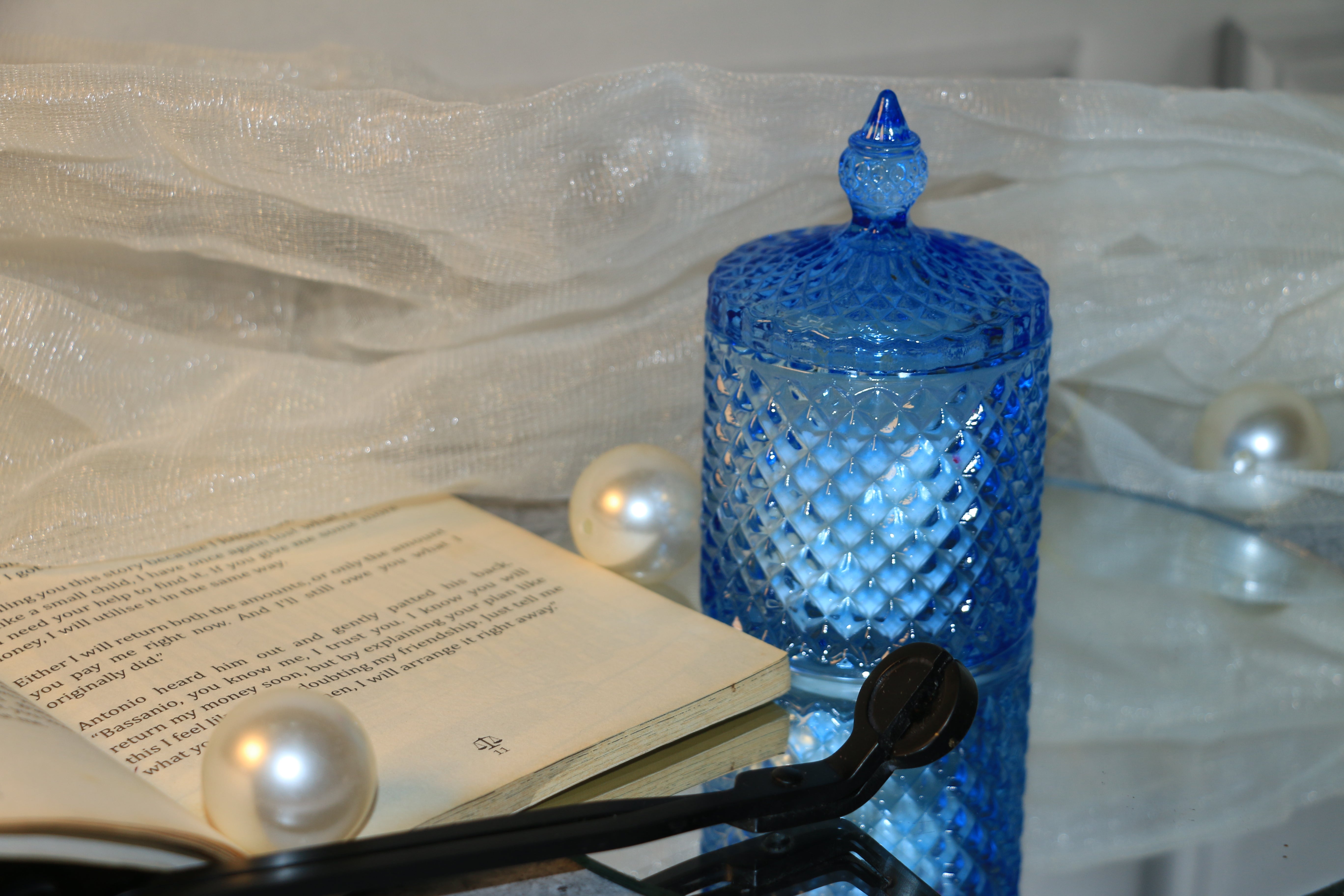 Blue Textured Jar Candle 110g – Premium Soy Wax  – Fresh Aquatic Fragrance | Luxury Home Décor & Gifting