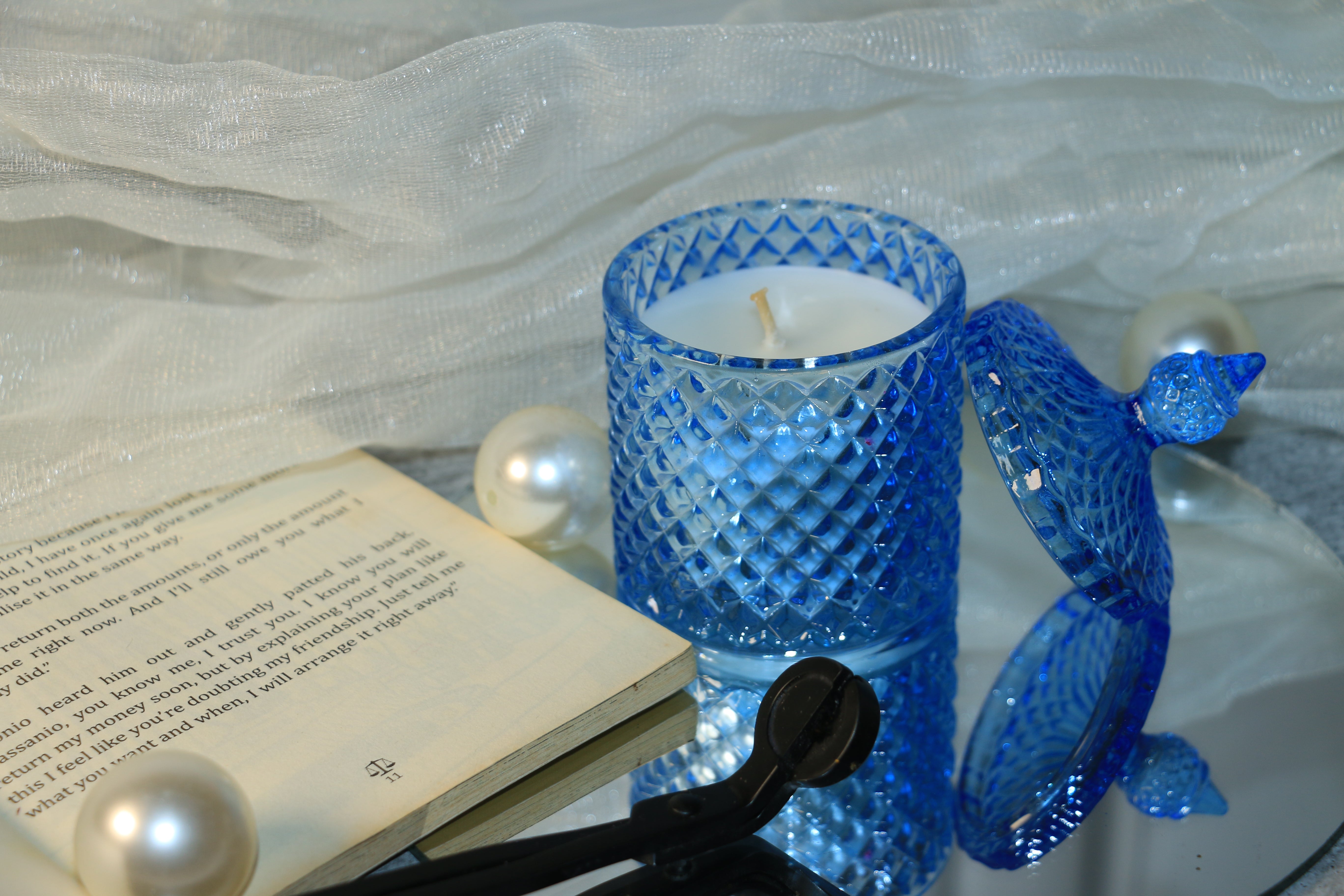 Blue Textured Jar Candle 110g – Premium Soy Wax  – Fresh Aquatic Fragrance | Luxury Home Décor & Gifting