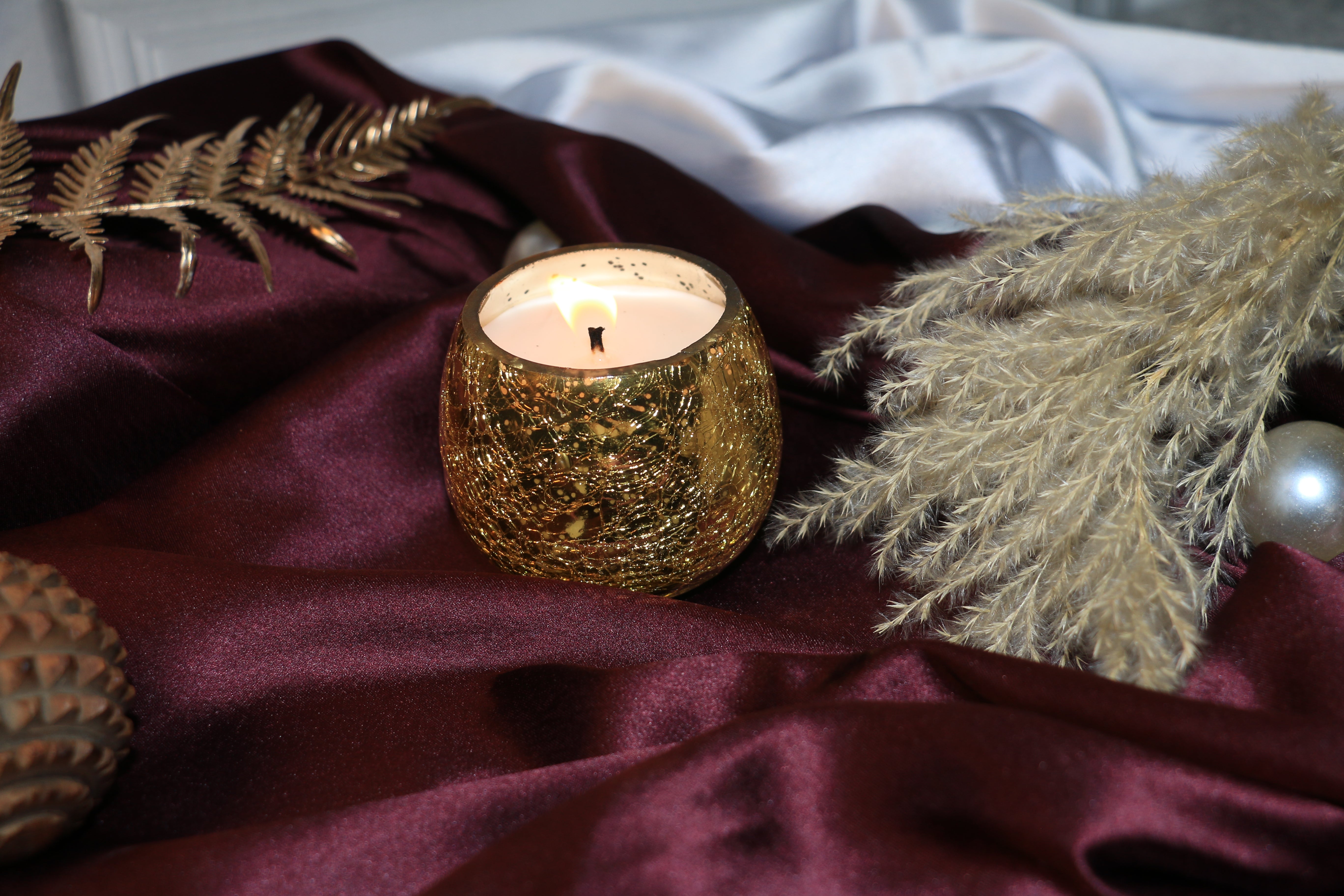 Luxe Gold Textured Musk Candle 100ml – Pack of 1