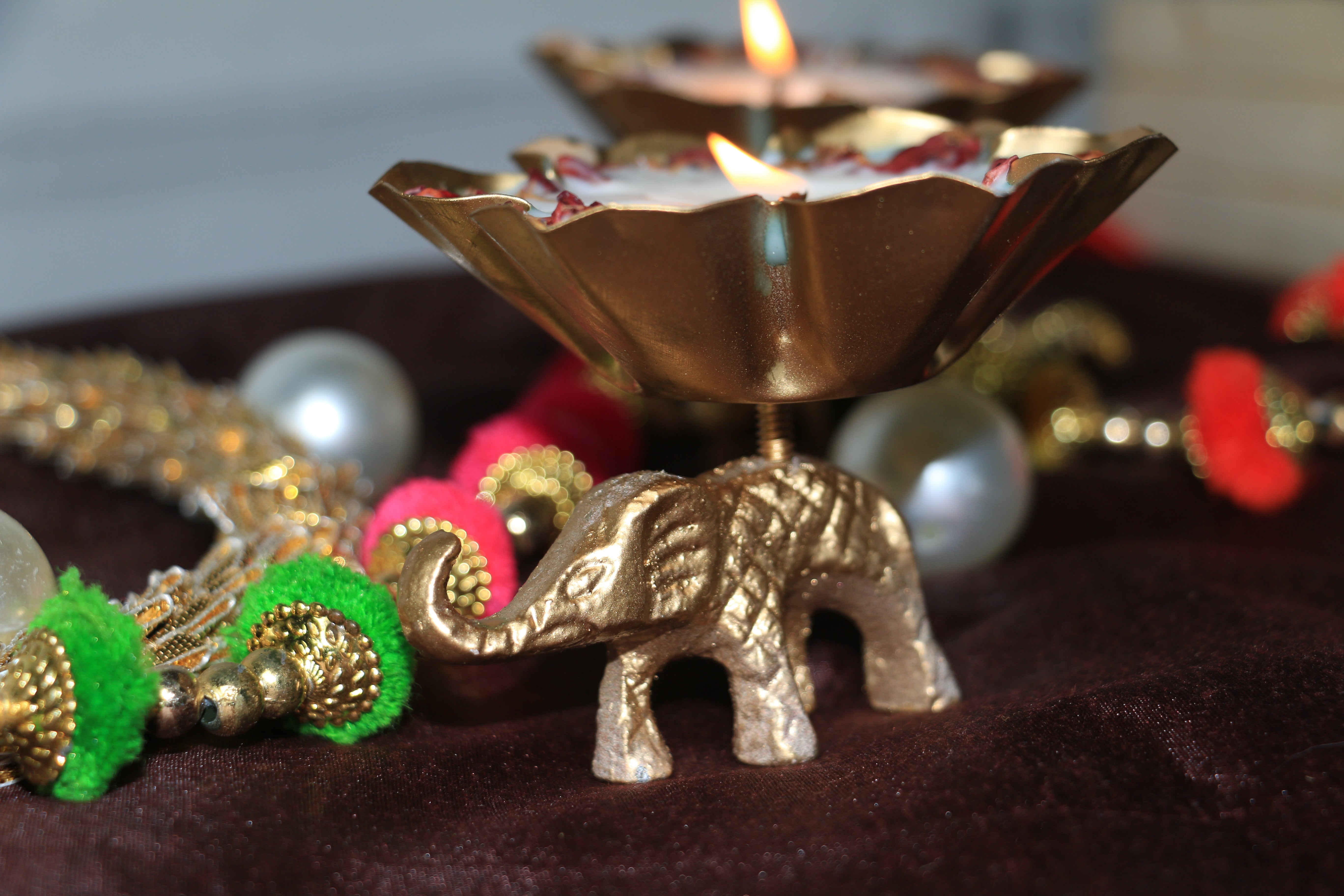 Golden Elephant Lotus Urli Candle – 60g Premium Soy Wax – Rose Fragrance