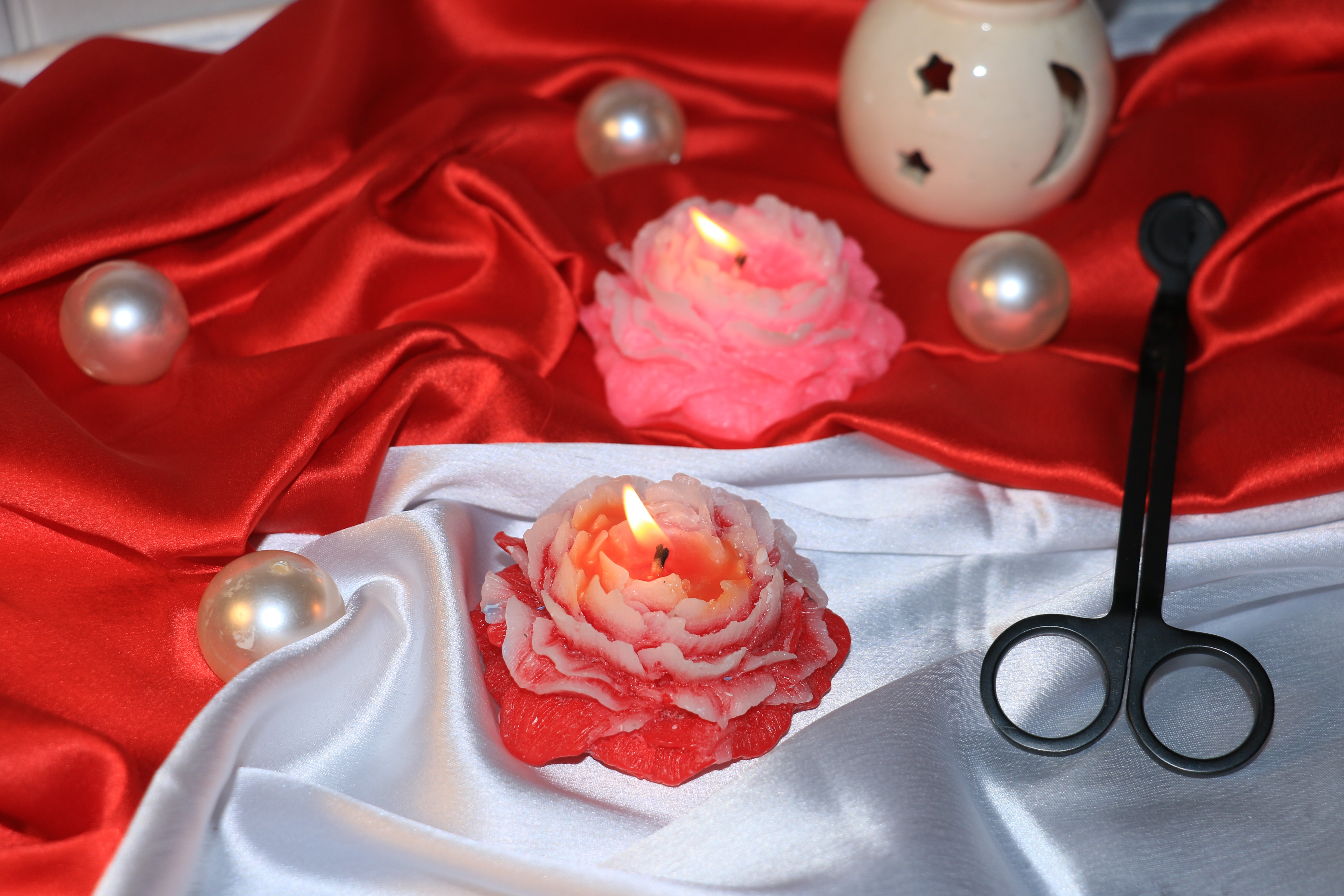 Peony Flower Candles 60g – Aesthetic, Fragrant & Perfectly Beautiful