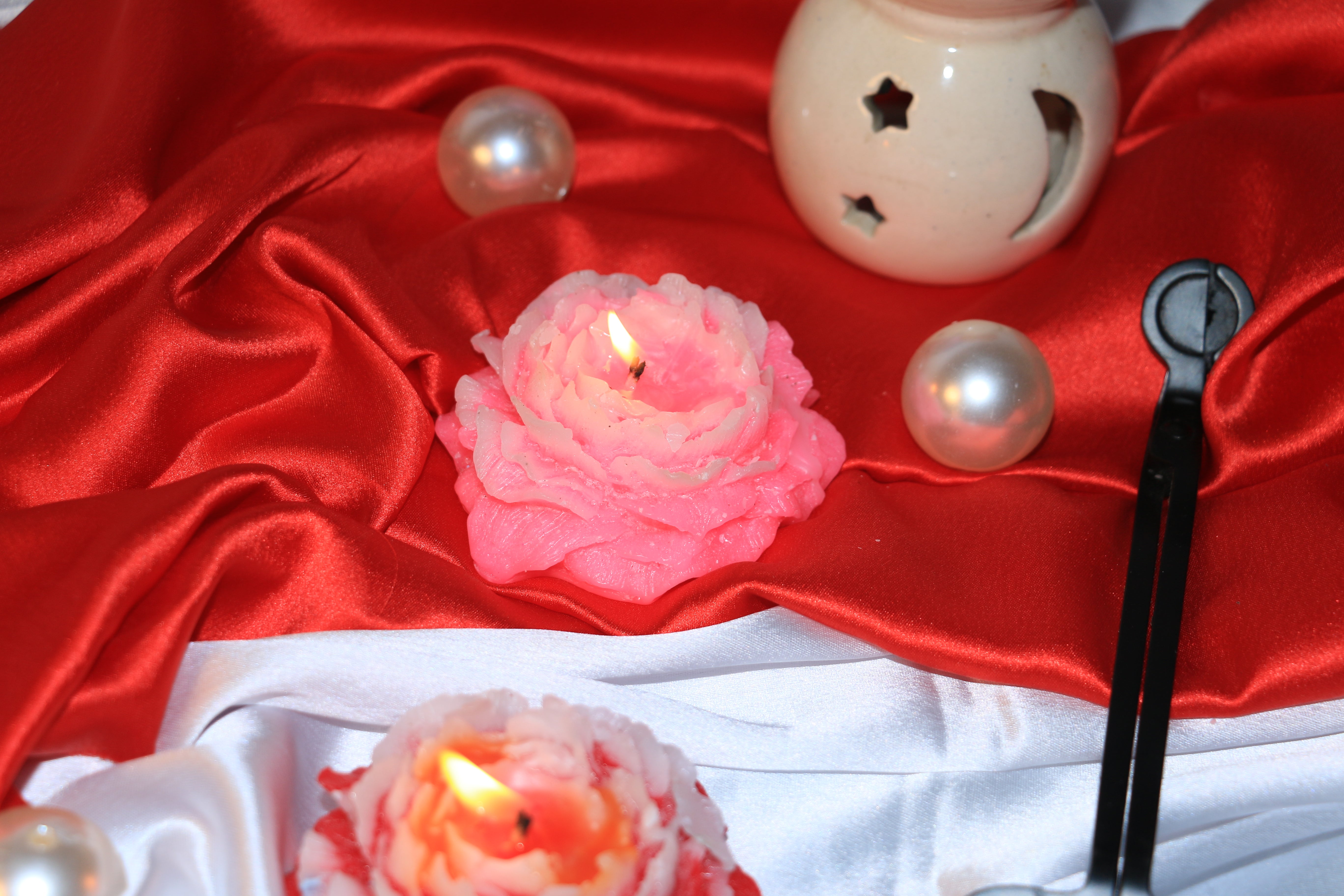 Peony Flower Candles 60g – Aesthetic, Fragrant & Perfectly Beautiful