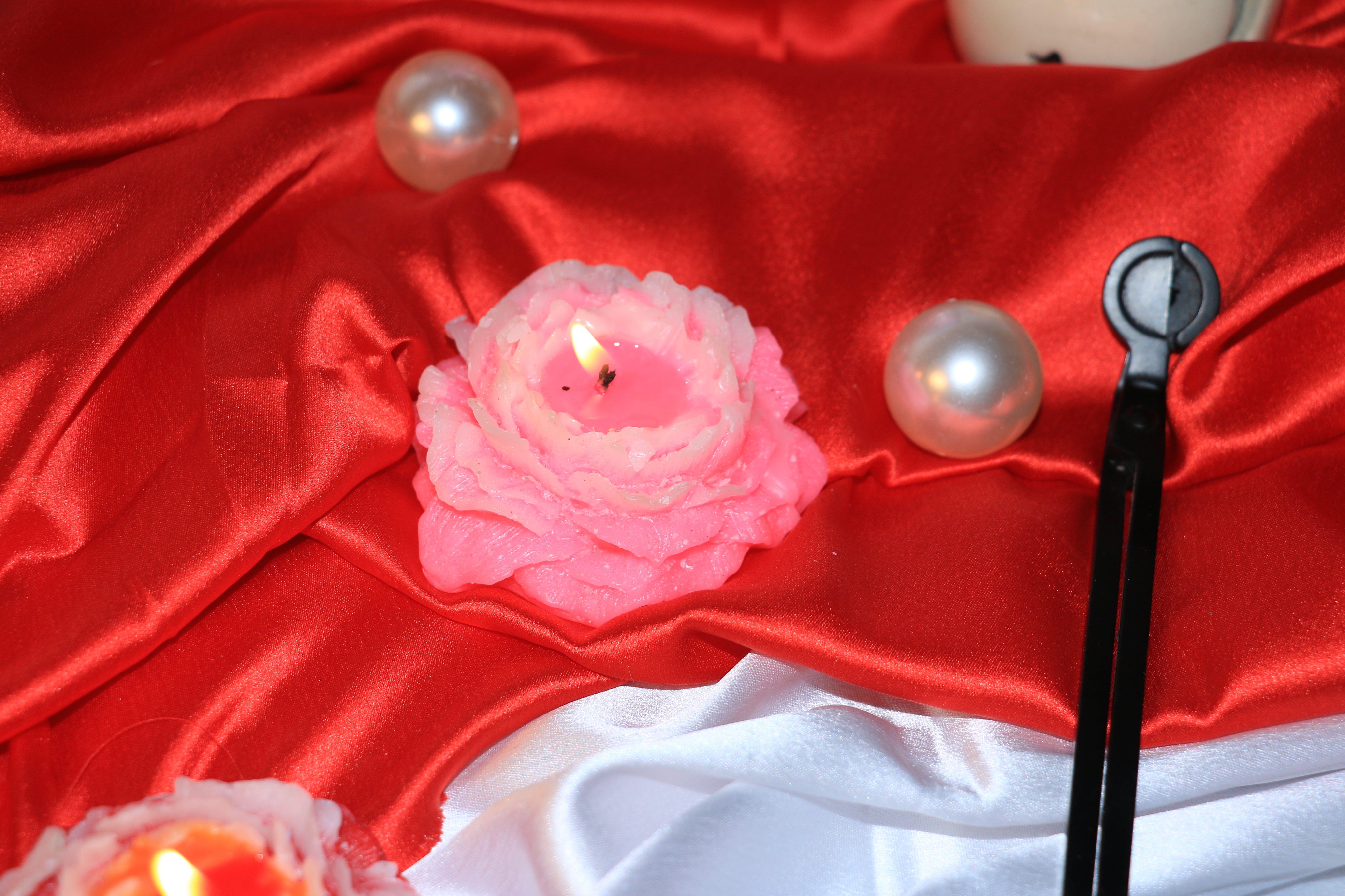 Pretty Peony Flower - Scented Decor Candle