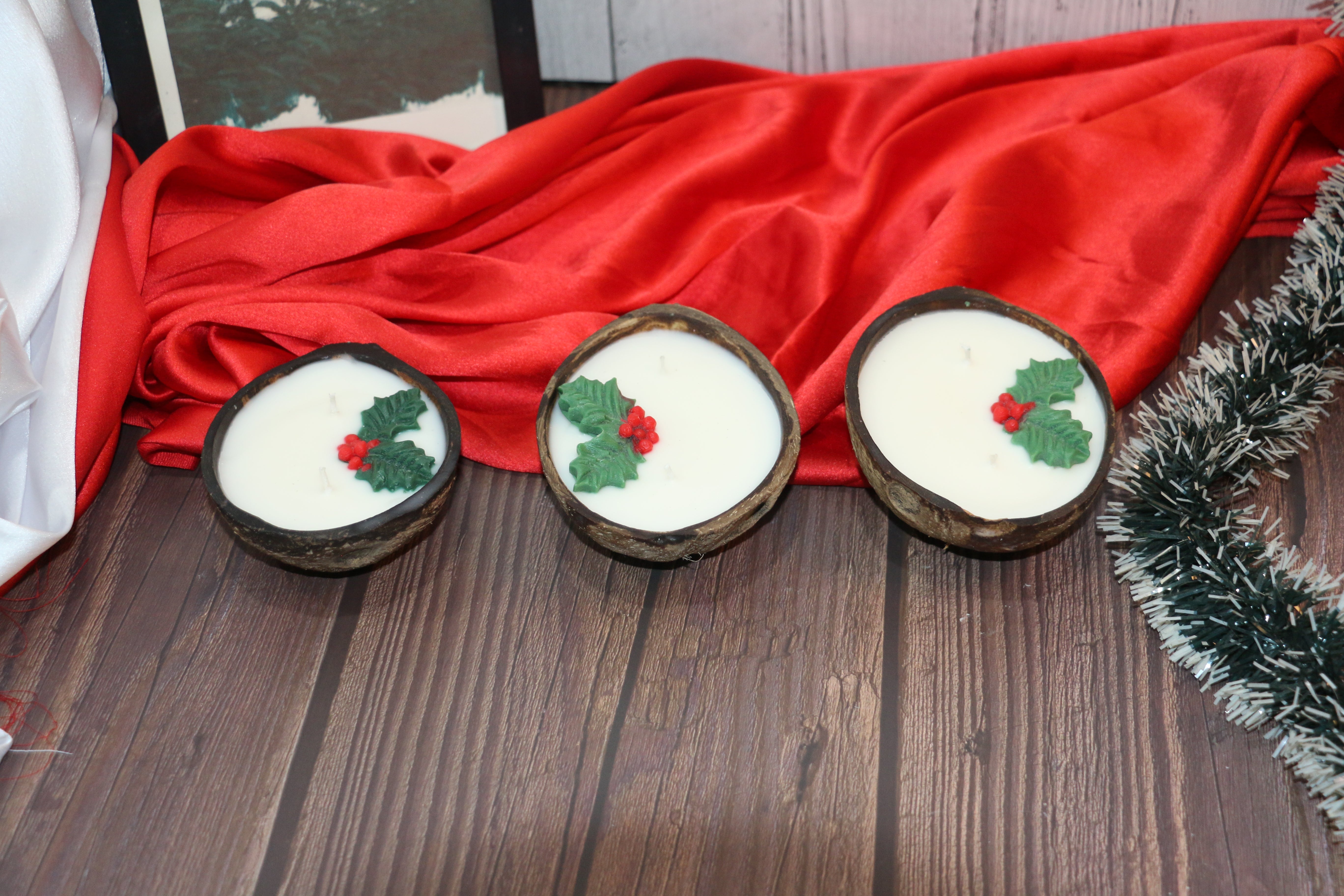 Cocoa Bliss Coconut Candle – Holiday Warmth in Every Glow