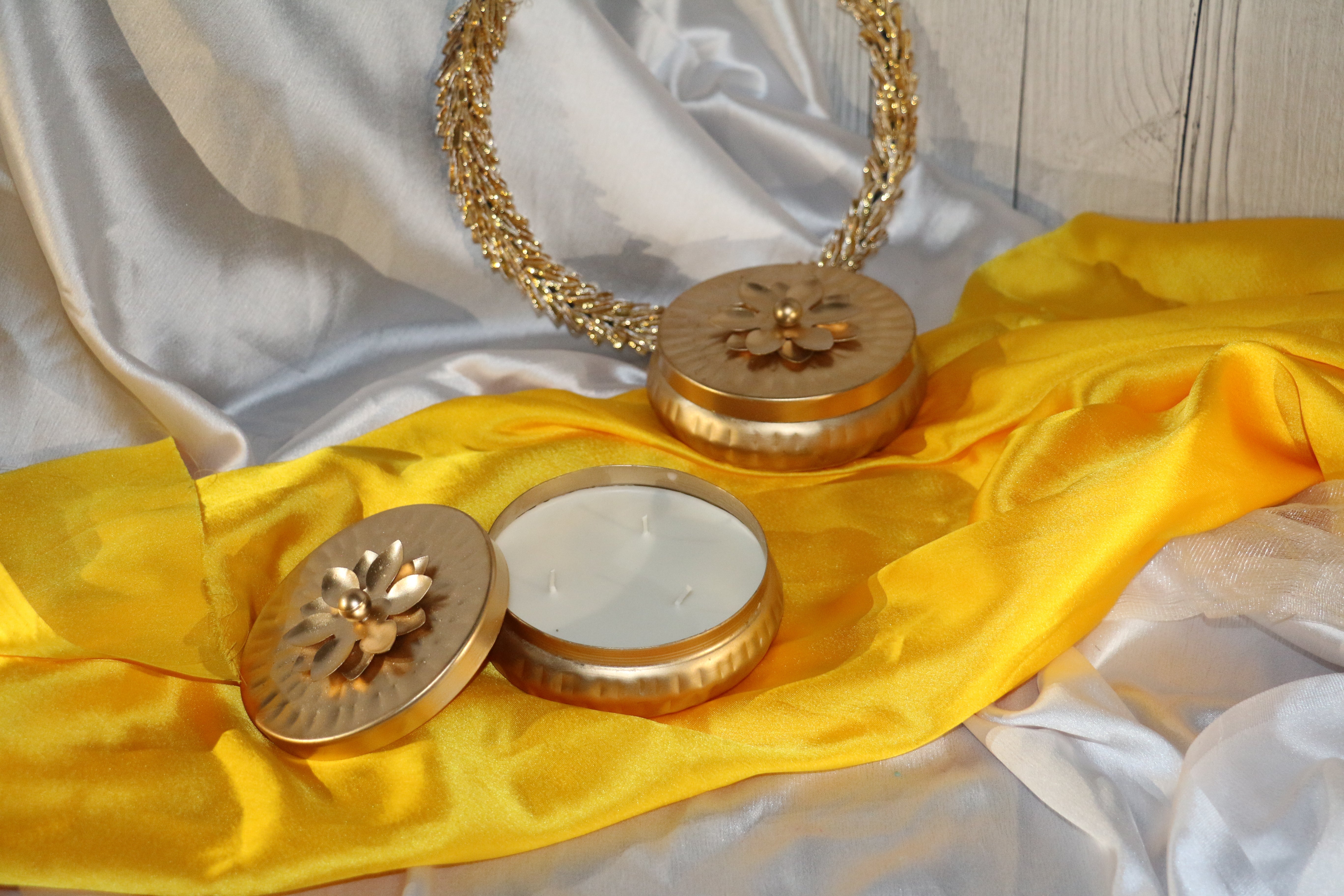 Noor Urli Candle with Decorated Lid – 130g – Premium Soy Wax – Where Tradition Meets Timeless Luxury