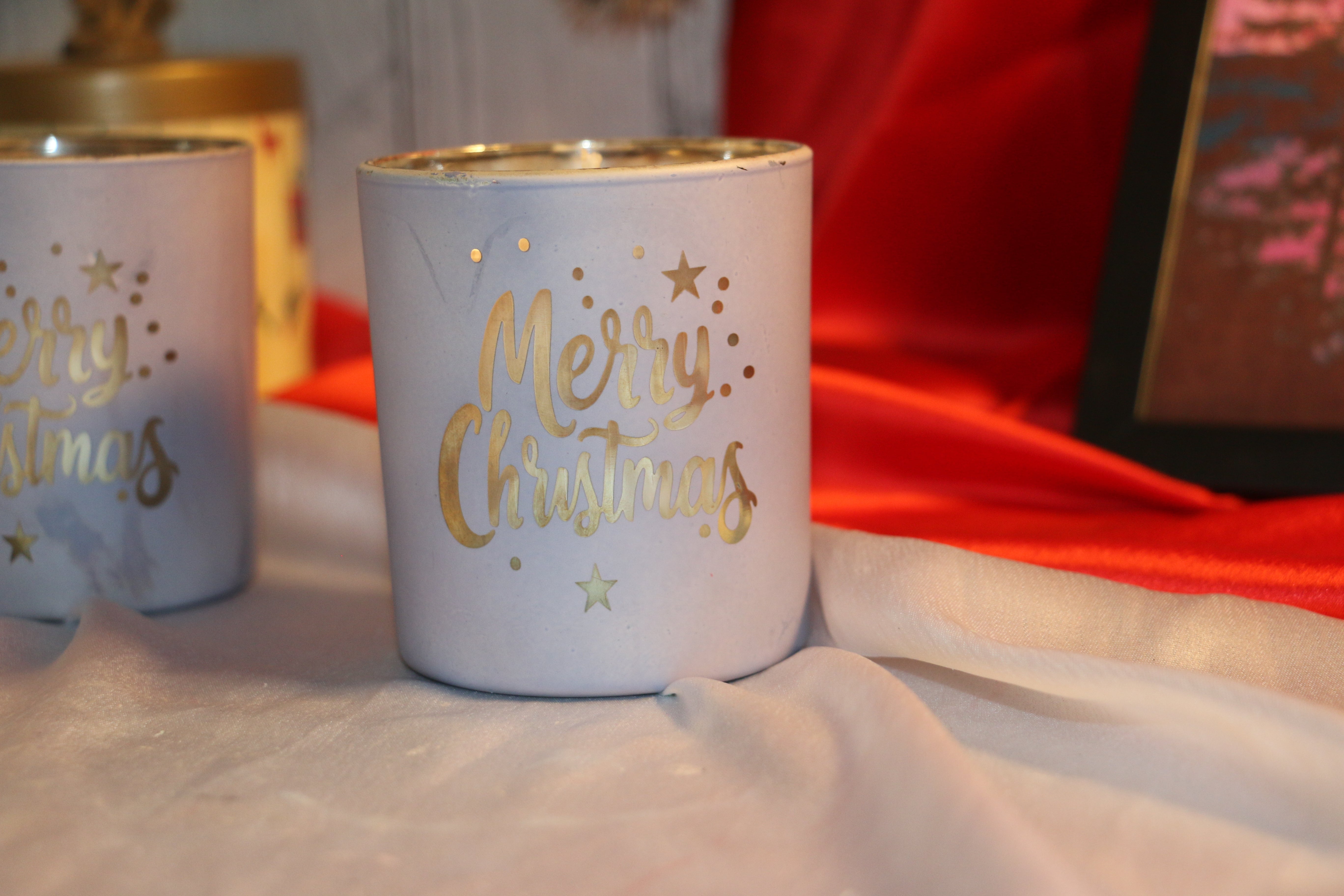 Light Blue “Merry Christmas” Candle – Vanilla & Cardamom Fragrance (180ml)