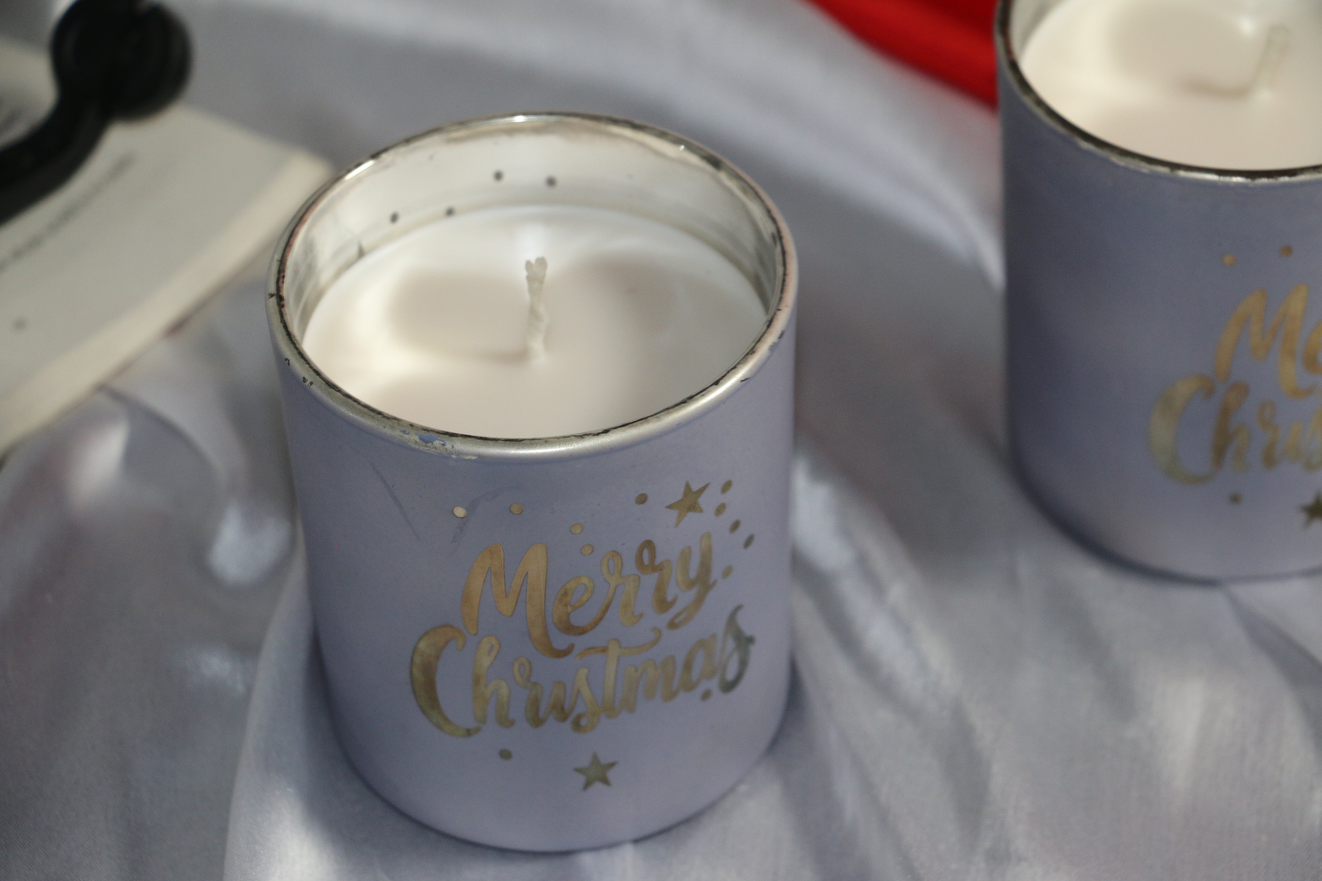 Light Blue “Merry Christmas” Candle – Vanilla & Cardamom Fragrance (180ml)