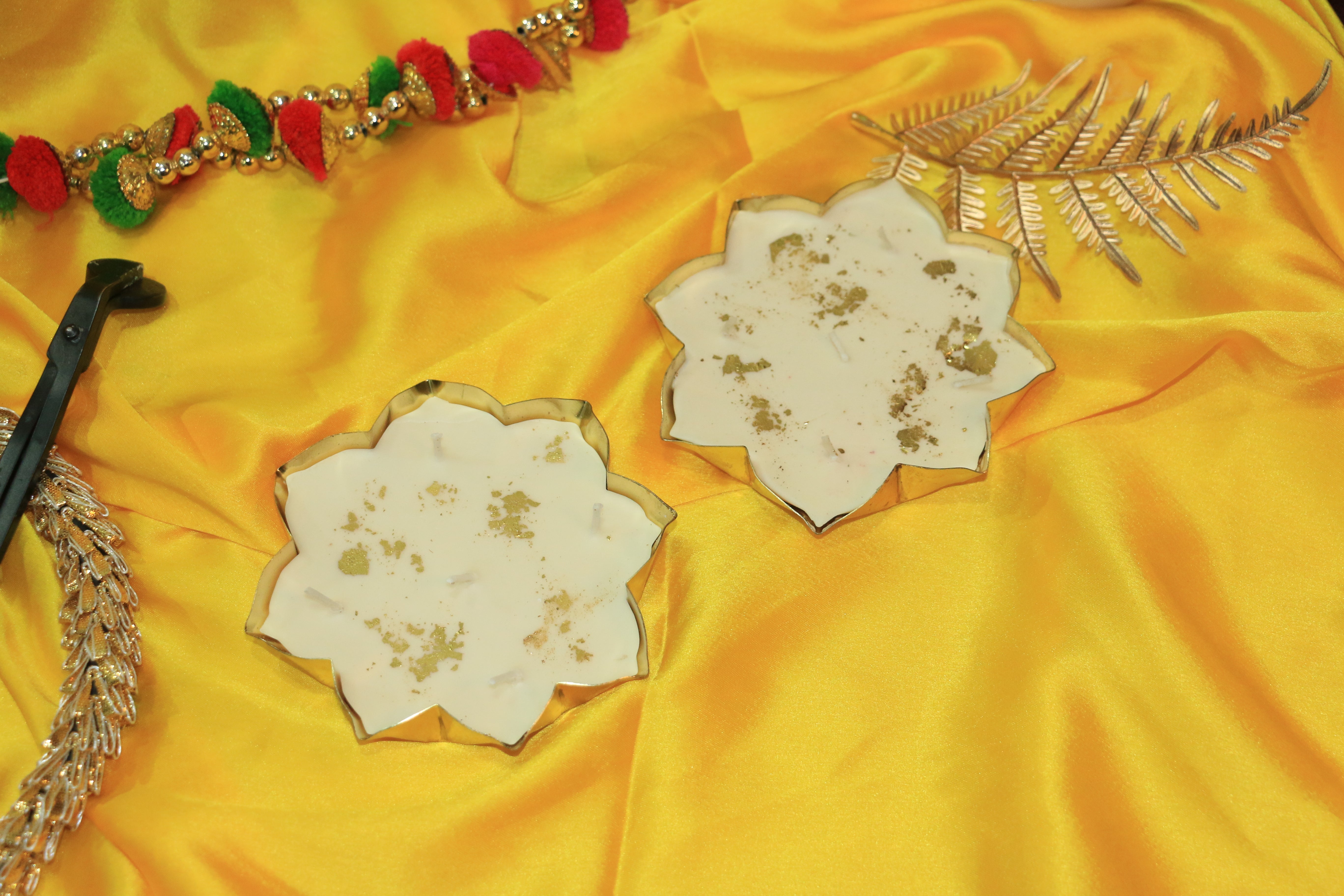 Lotus Urli Candle – Gajra Fragrance | Elegant Floral Décor & Aroma