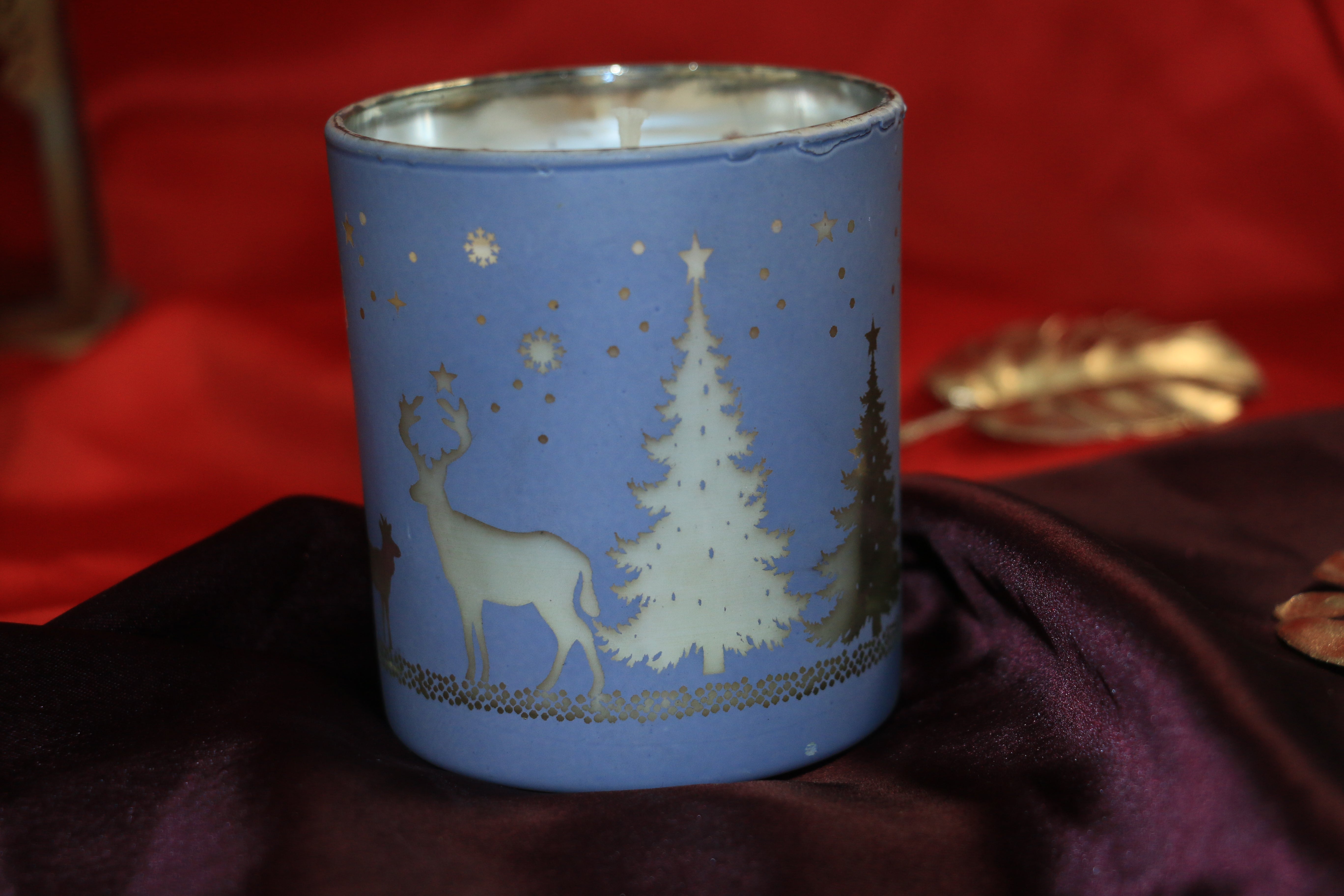 Winterberry Blue Christmas Scented Candle – Mercury-Finish (180ml) Sandalwood & Rose